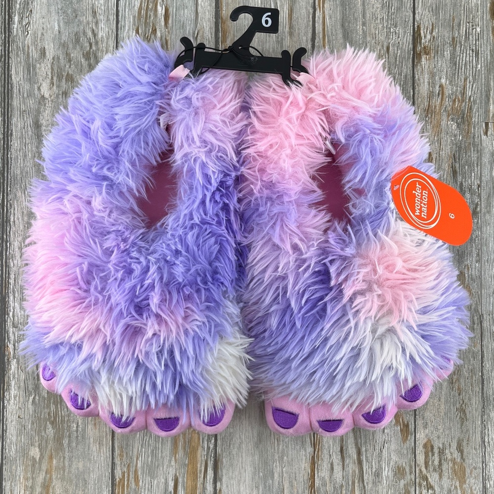 Women’s Yeti Fluffy Monster Foot Slippers Shoes Size 8